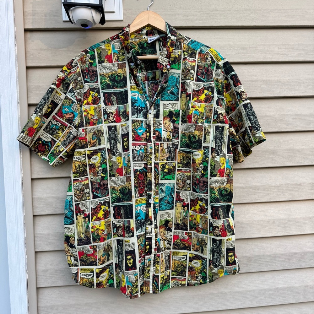 Creepy Co Comic Print Men's Shirt, Size 2X